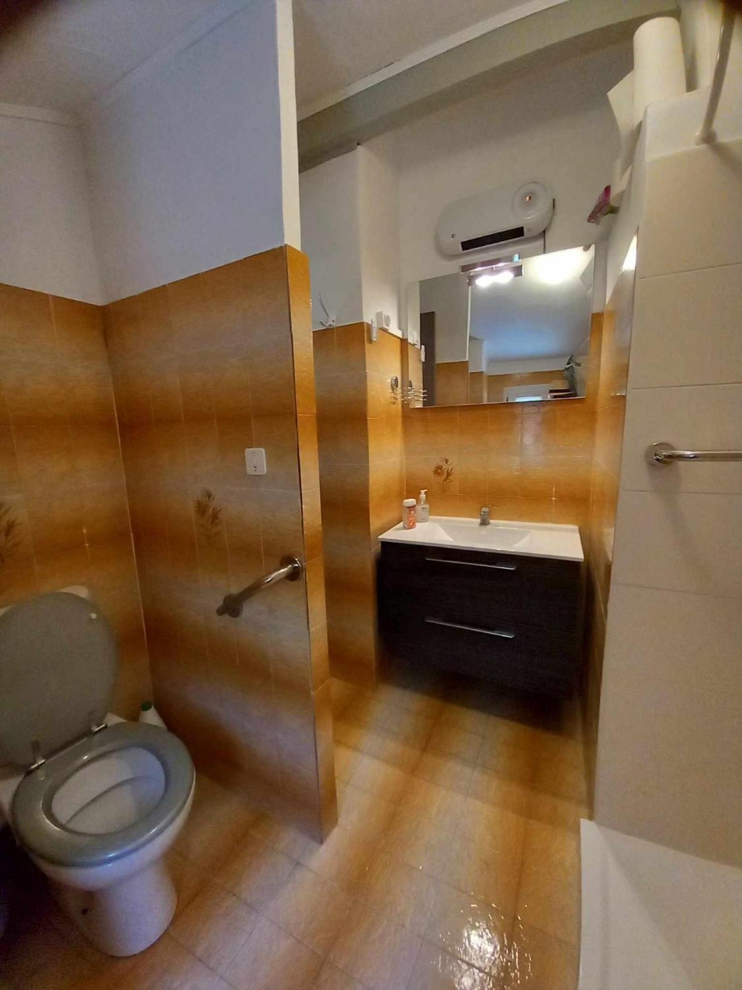 Chambre D Hote Les Heures Claires Istres Extérieur photo